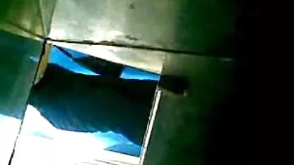 Preto Bebê espalhando dela pernas em frente de x videos romanticos uma branco cara