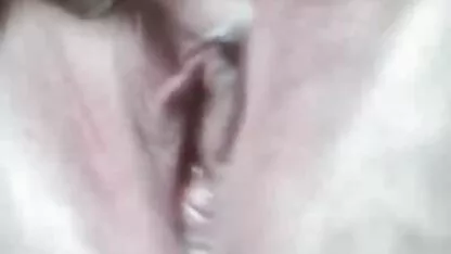 Depravado Babes com bom pau chupando filme porno romântico homens