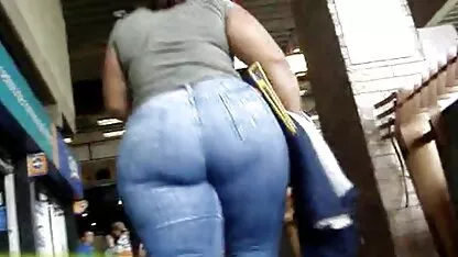 Peituda bela empregada x videos romanticos Russa na frente da Webcam Masturbação