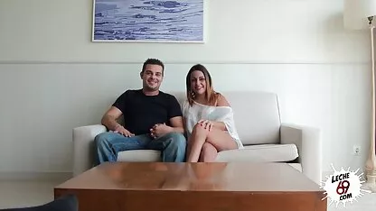 Dois homens ativos e uma mulher para jogar nesta video erotico romantico sala