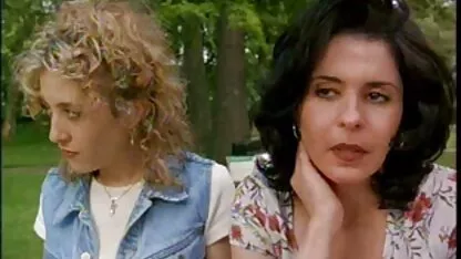 Alina goza standing molhado e porra com sexo grátis romântico uma cara