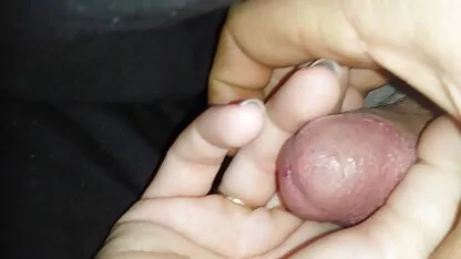 Chefe convida a secretária para visitar e espirrar seus óculos com video romantico de sexo porra