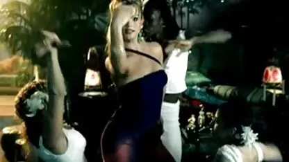 Dois caras e uma menina se envolver em xvídeos romântico sexo Bissexual