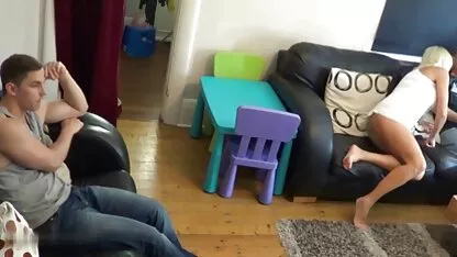 Massagista frito frango no filme com sexo romantico ânus