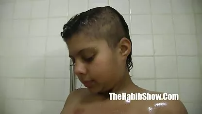 Sexo vídeo pornô romântico conjugal casa termina com uma forte orgasmo