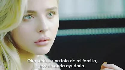 Lésbica redtube sexo romantico empregada obedientemente suportar o bullying de seu empregador