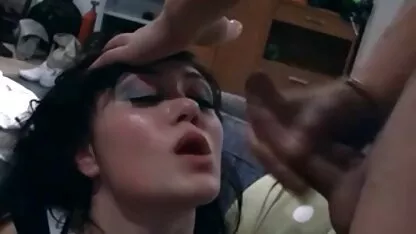 Uma careca rico cara pornor romântico screwing peituda loira em meias