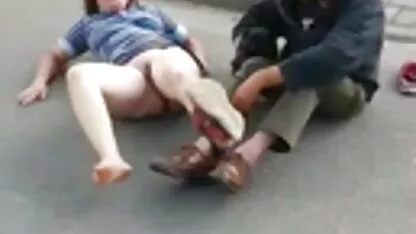 Experiente Secretário chupando seu chefe pornô doido romântico