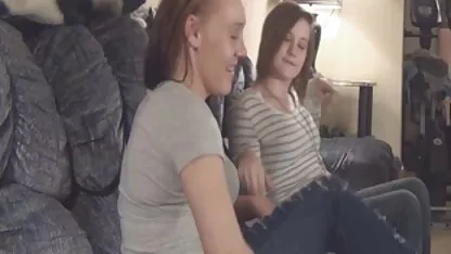 Pintainhos para baixo e para baixo e mostrar seus pés, redtube sexo romantico fatiado