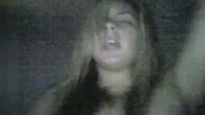 Ele vídeo de pornô romântico conhece um gatilho no parque e trouxe para casa