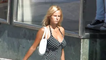 O homem era careca por causa do movimento de uma filme porno gratis romantico mulher sexy