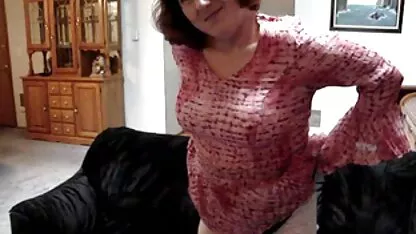 Brincalhão puta sexo romântico de namorados adora ter sexo com dois de cada vez