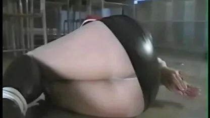 Dois caras fodendo uma pornoromântico mulher gorda