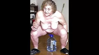 Uma menina ao sexo romantico xvideos serviço de seu pai, um ocupado